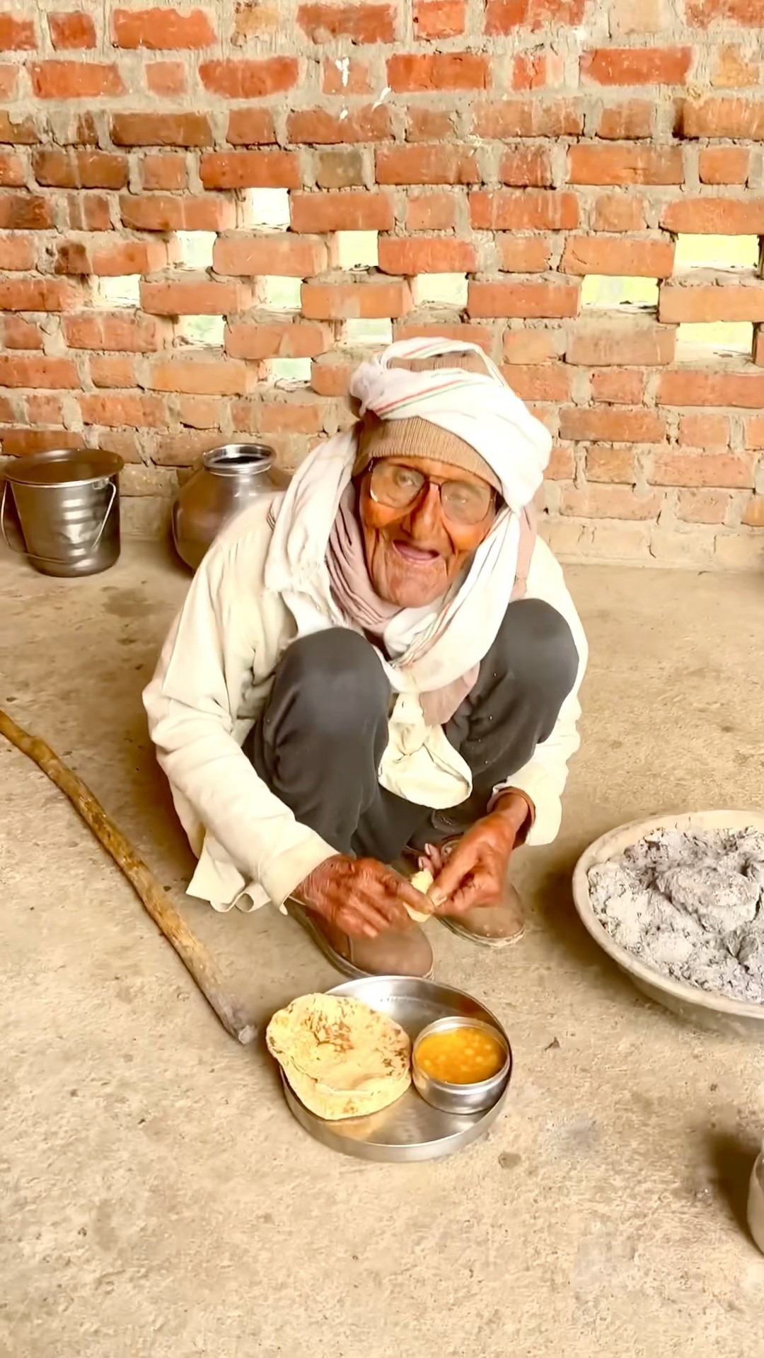 Sabse badi pooja hai#shortsfeed #ytshorts #emotional #respect #shorts – YouTube