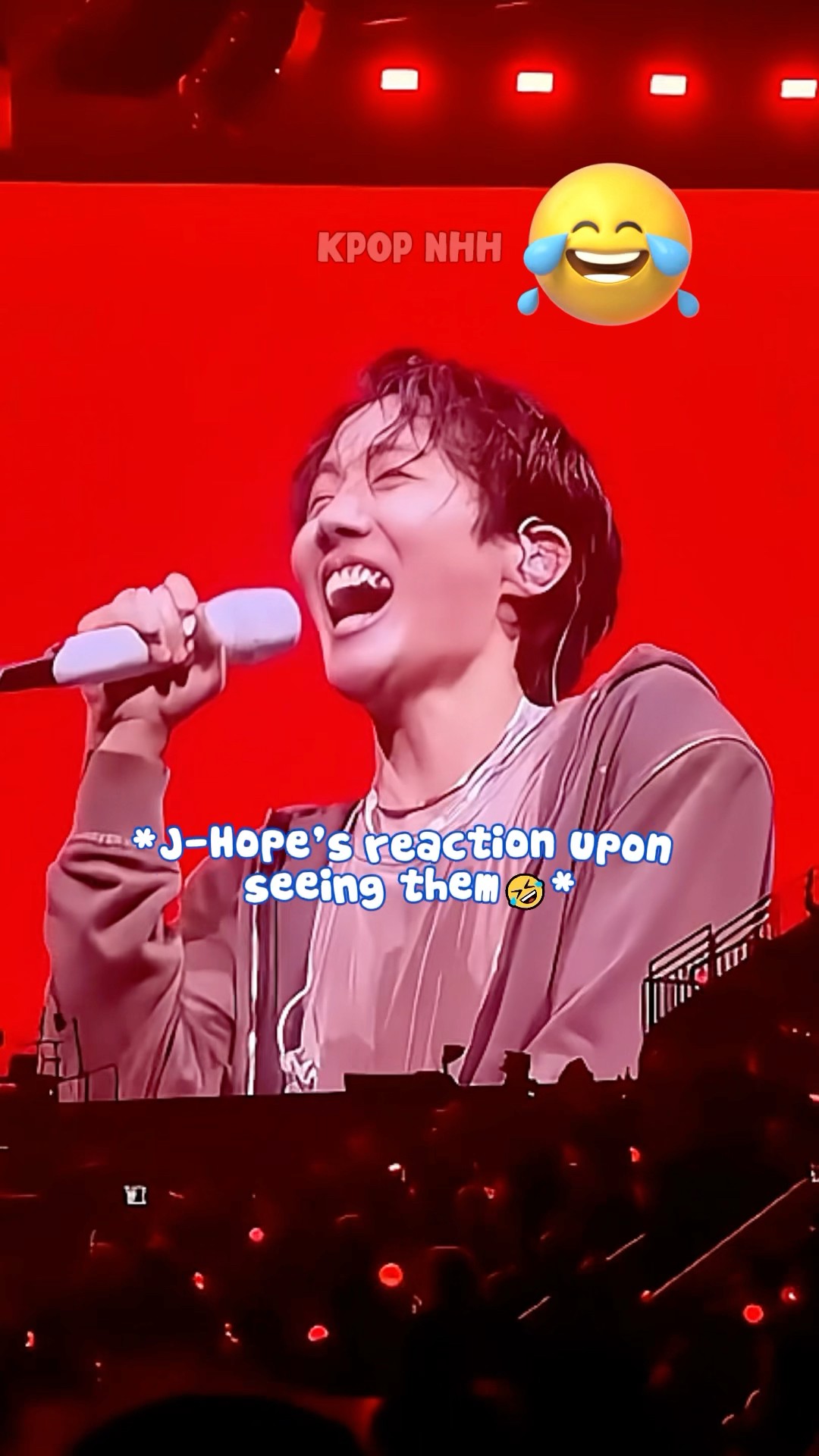 Jhope's Reaction To Fans Cosplaying As The Mona Lisa 🤣🤣 #shorts #bts #jhope – YouTube