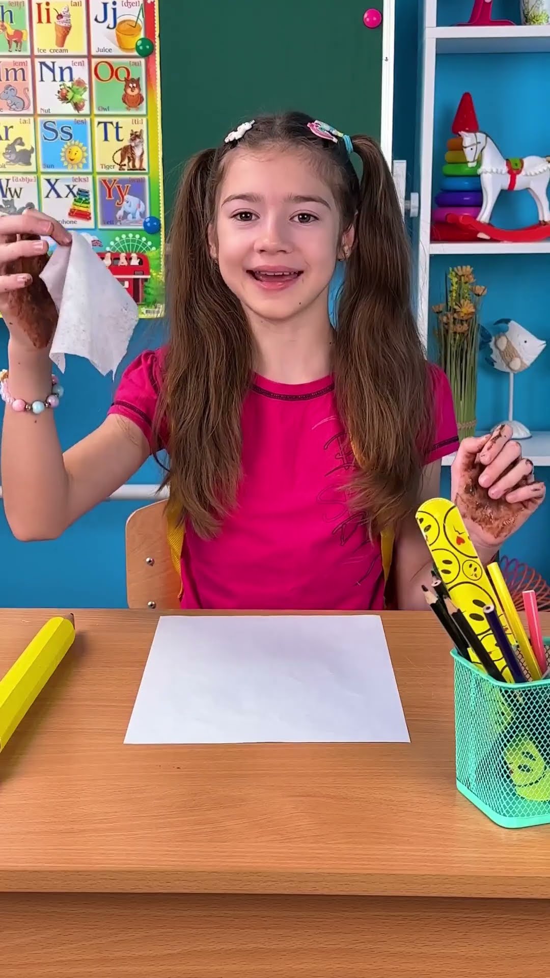 Hey, kids! Let’s play and keep our hands clean! #shorts #kids – YouTube