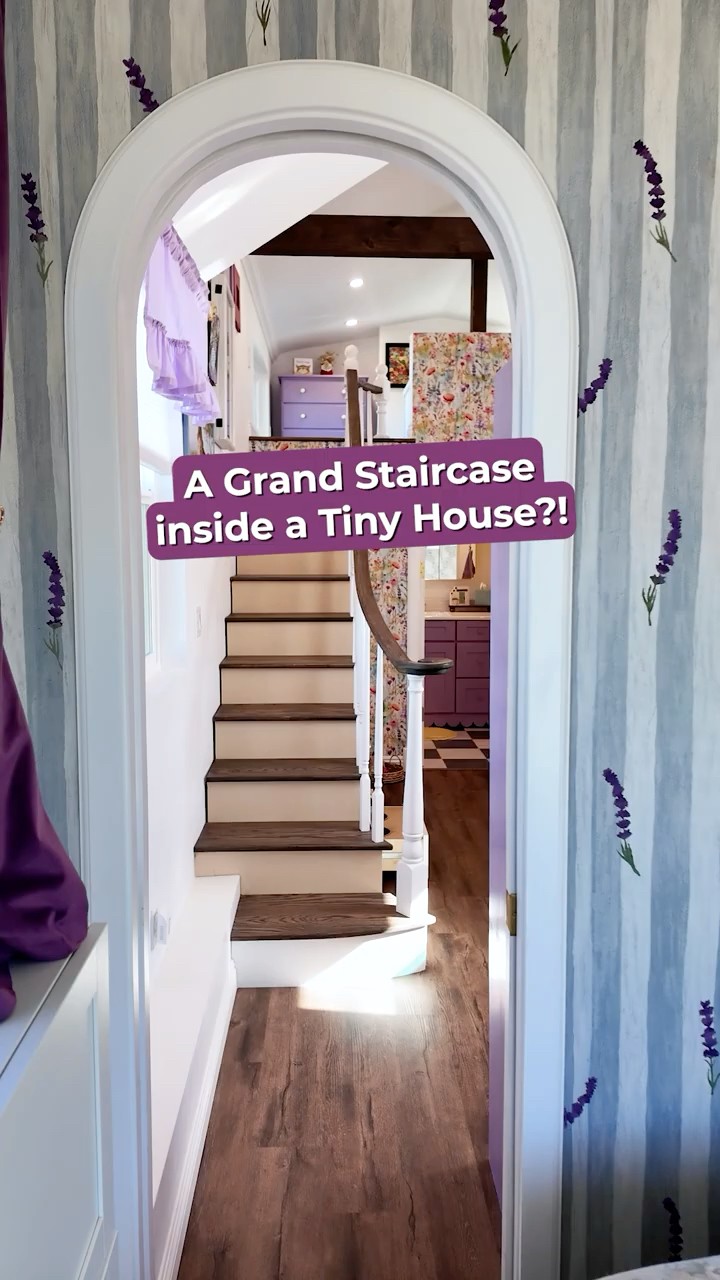Can a Grand Staircase fit in a Tiny Home??? #shorts – YouTube