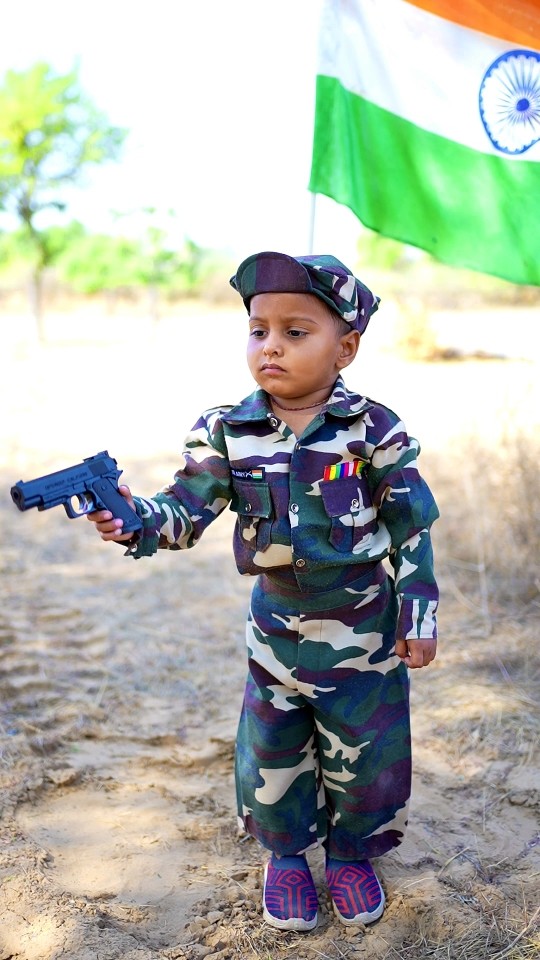 Desh ke veer jawan 🇮🇳 Army shorts video #shorts #army #deshbhakti – YouTube