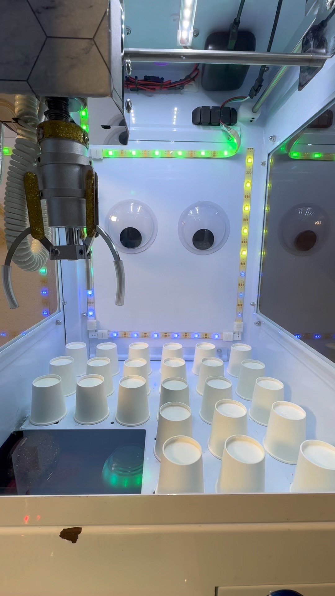 隠されたロッカーの鍵を探し出そう #ネタ #shorts #クレーンゲーム #ufoキャッチャー #ゲーセン #自宅 #clawmachine #arcade – YouTube