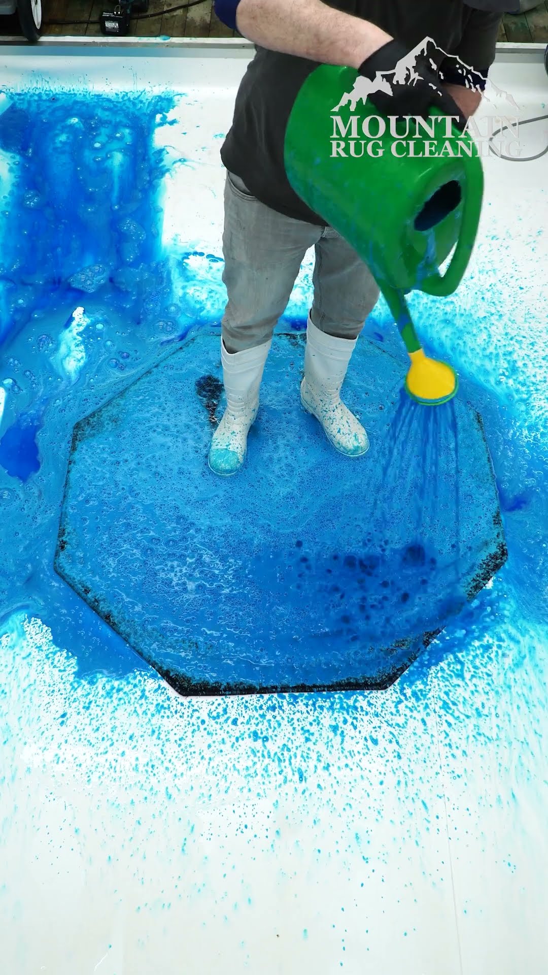 Rainbow Soap Attack on a DISGUSTING Rug. Satisfying ASMR Carpet Cleaning. #shorts – YouTube